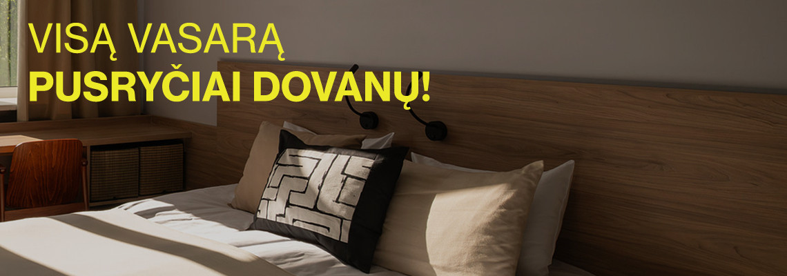 Nakvynė su pusryčiais